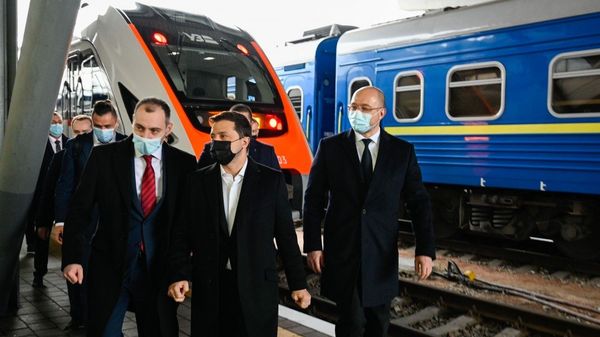 Зеленский  на форуме «Большое строительство: новая железная дорога»