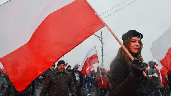 Марш независимости в Варшаве
