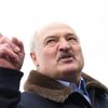Президент Белоруссии А. Лукашенко посетил лагерь мигрантов на границе