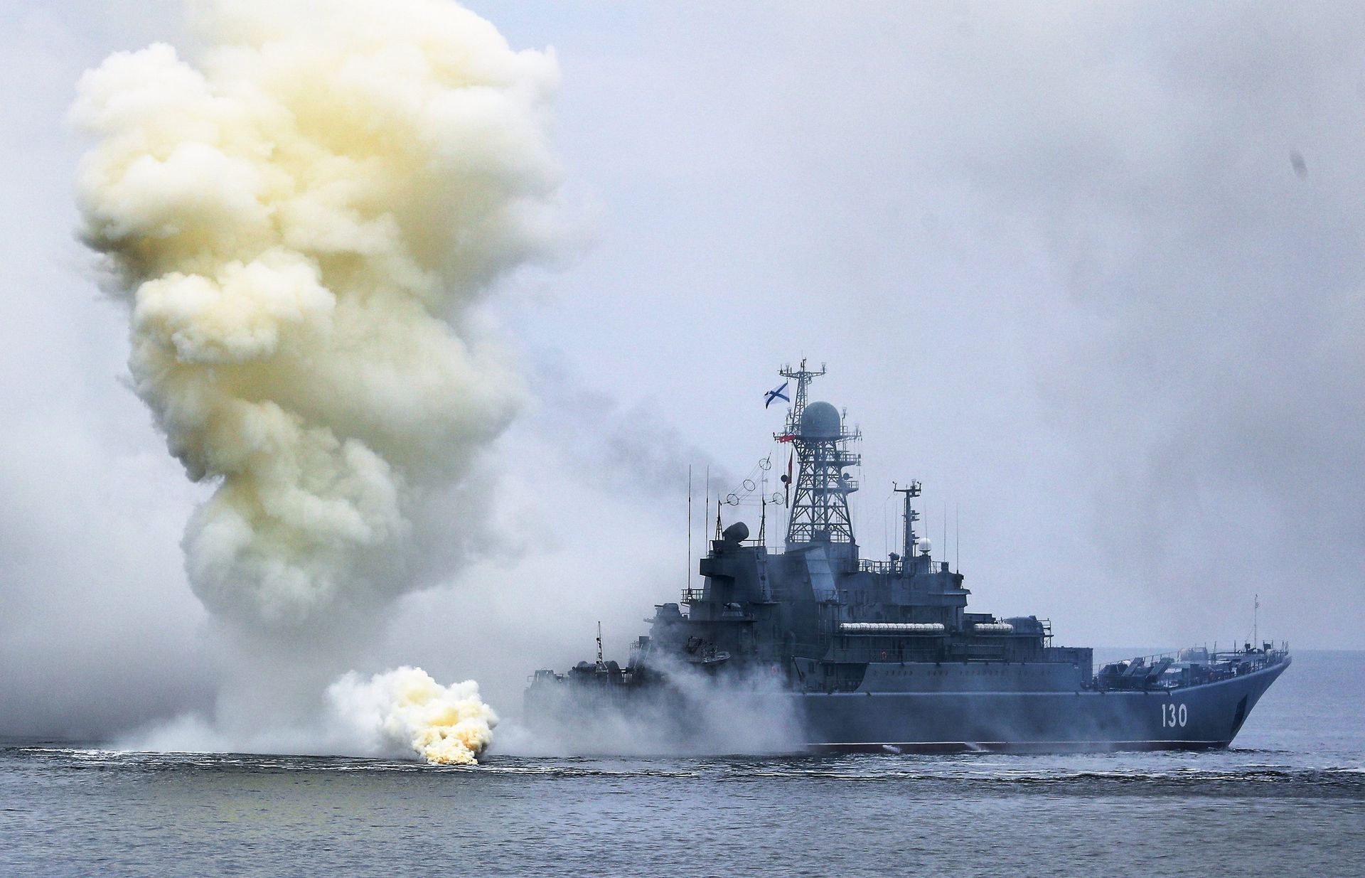 Учения Балтийского флота по высадке морского десанта на необорудованное побережье - РИА Новости, 1920, 25.01.2022
