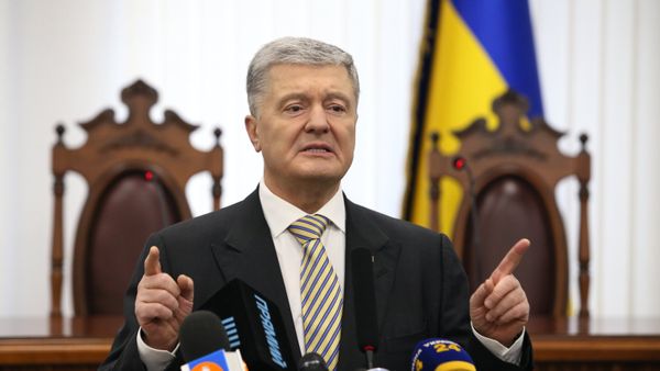 В Киеве рассмотрели апелляцию по делу экс-президента Украины П. Порошенко