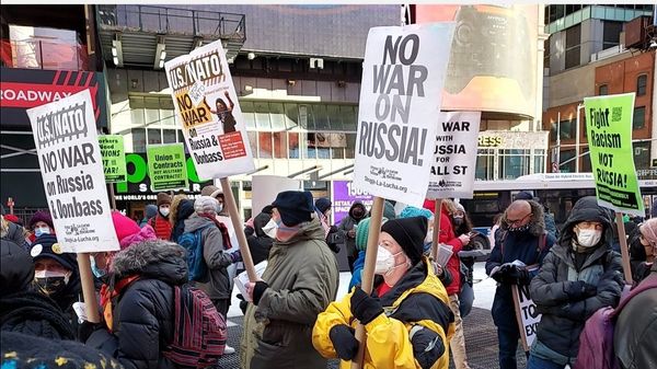 акция в США Нет войне с Россией и Донбассом