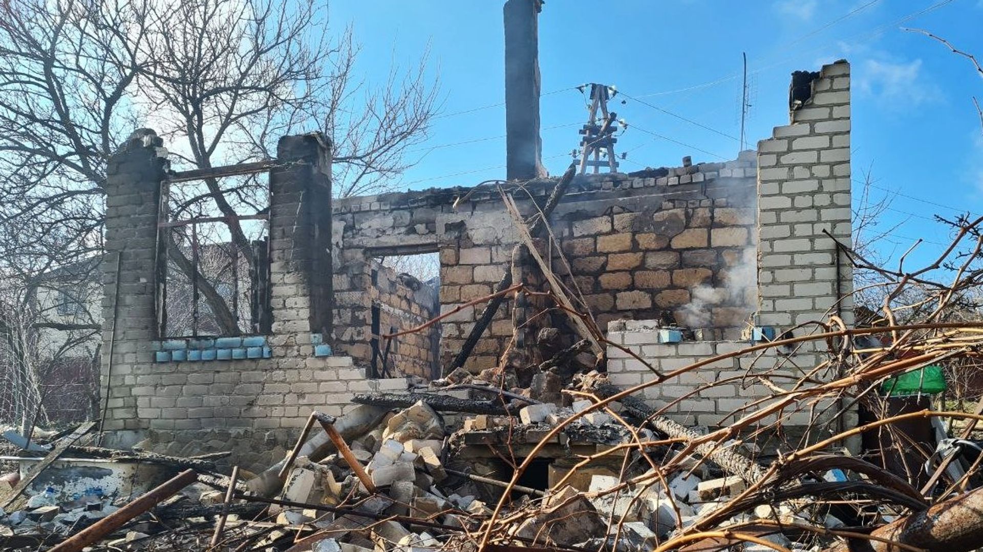 В ЛНР сообщили о гибели двух мирных жителей при атаке ВСУ - РИА Новости, 1920, 26.02.2022