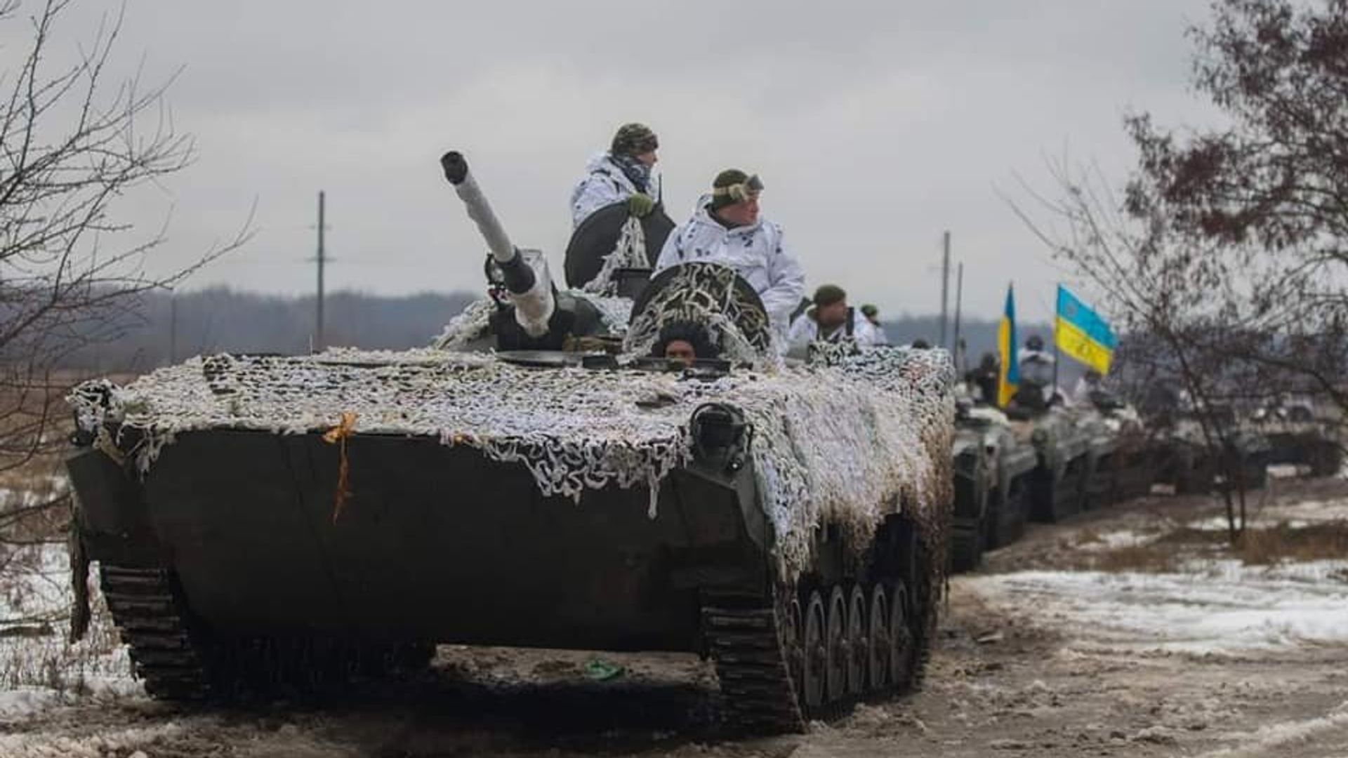 ВСУ Украина танки флаг оружие бтр ВСУ Украина танки флаг оружие бтр - РИА Новости, 1920, 02.03.2022