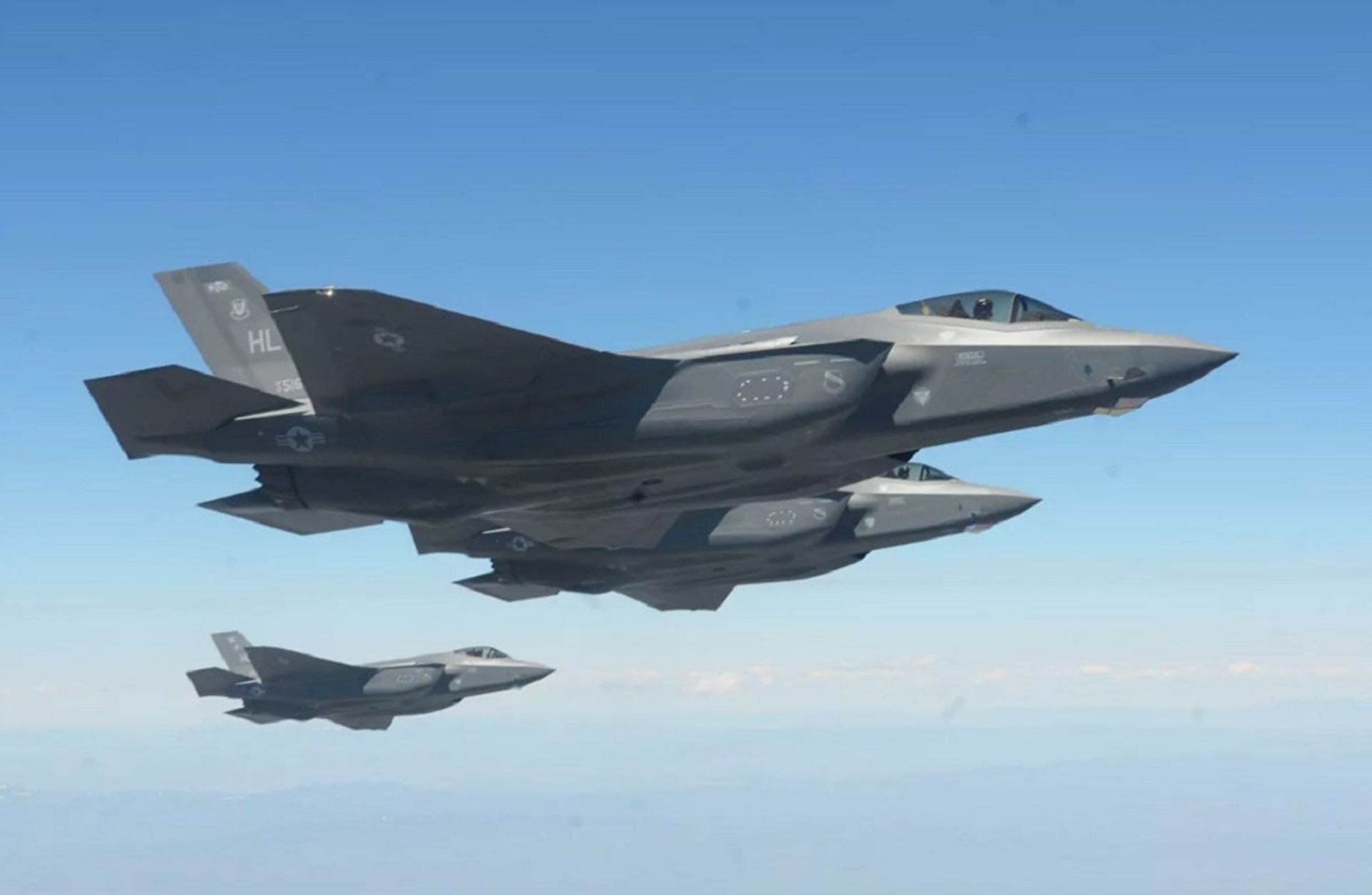 Истребители ВВС США F-35A Lightning II - РИА Новости, 1920, 04.10.2024