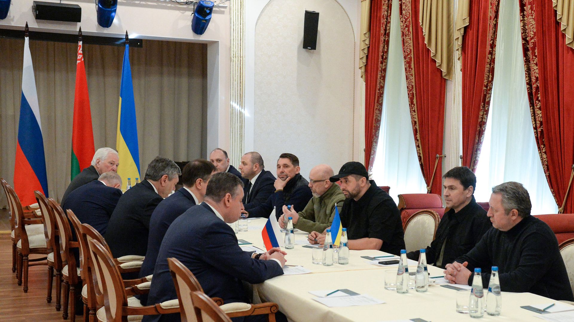 Переговоры России и Украины в Гомельской области Переговоры России и Украины в Гомельской области - РИА Новости, 1920, 28.02.2022