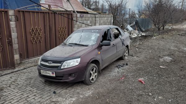 Обстрел Донецка ВСУ автомобиль дом Обстрел Донецка ВСУ автомобиль дом
