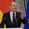 Президент РФ В. Путин встретился с канцлером ФРГ О. Шольцем