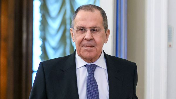 Встреча глав МИД РФ и Киргизии С. Лаврова и Р. Казакбаева