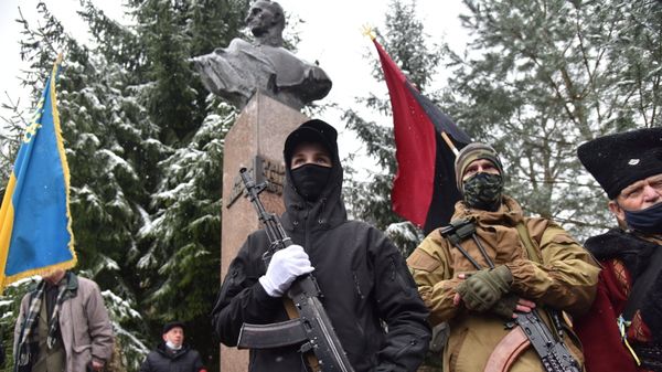 Националисты Украина правый сектор Шухевич Чупринка оружие