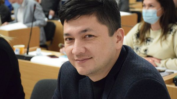 Виталий Ким
