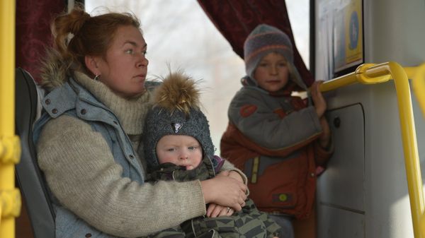 Эвакуационный центр МЧС ДНР в селе Безыменное