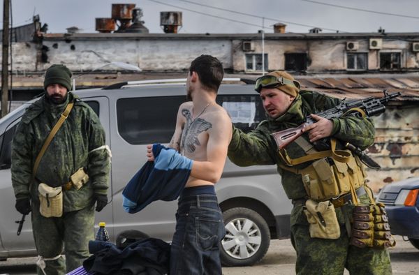Беженцы из Мариуполя Беженцы из Мариуполя