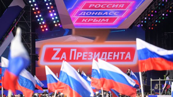 Митинг-концерт, посвященный воссоединению Крыма с Россией