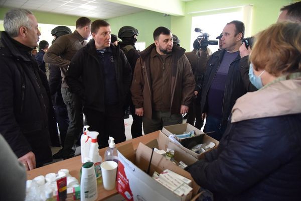 пункт временного размещения в Володарском беженцы жители Мариуполь Украина Денис Пушилин Андрей Турчак центр помощи