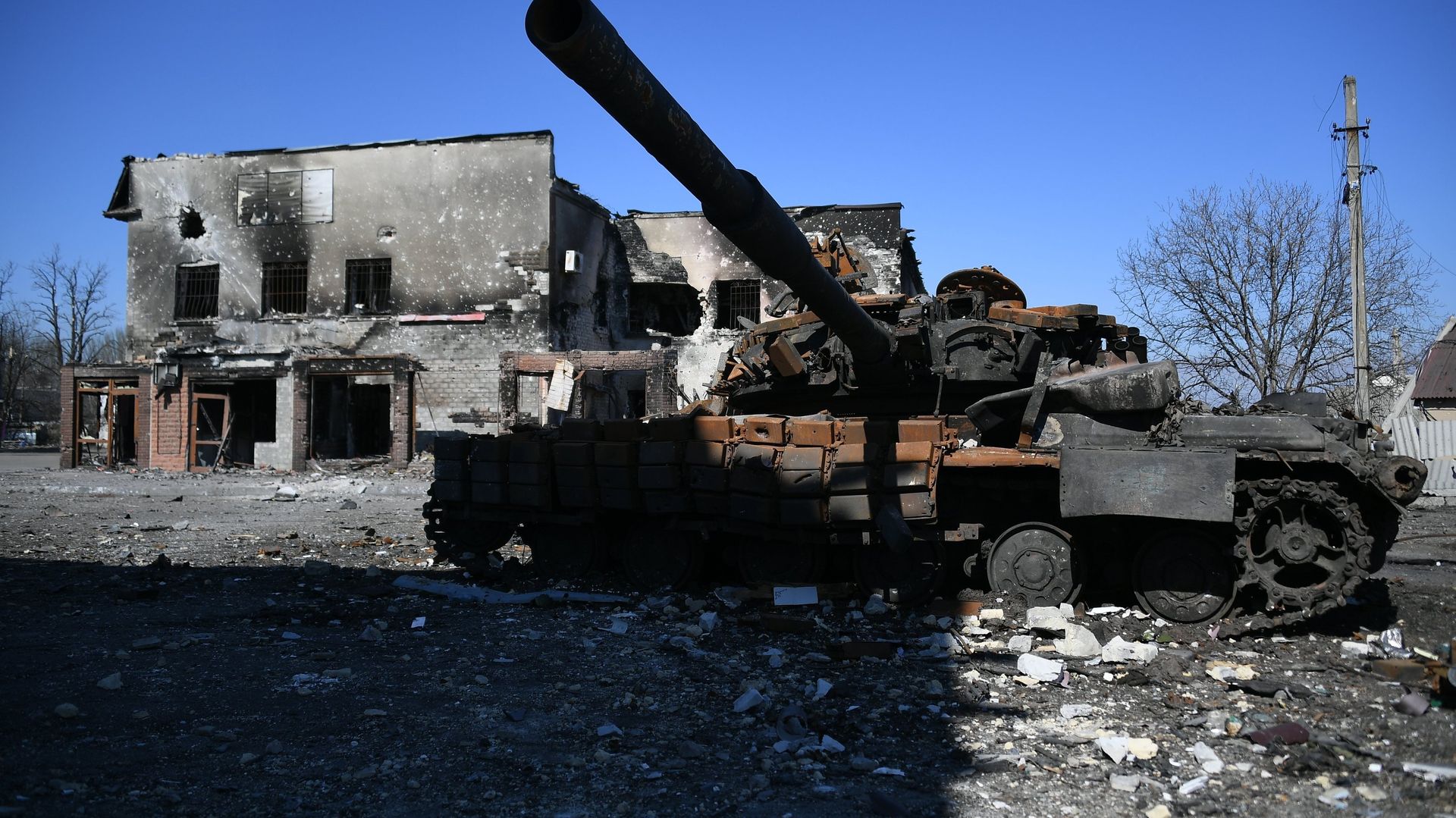 Волноваха возвращается к мирной жизни Волноваха возвращается к мирной жизни - РИА Новости, 1920, 25.03.2022