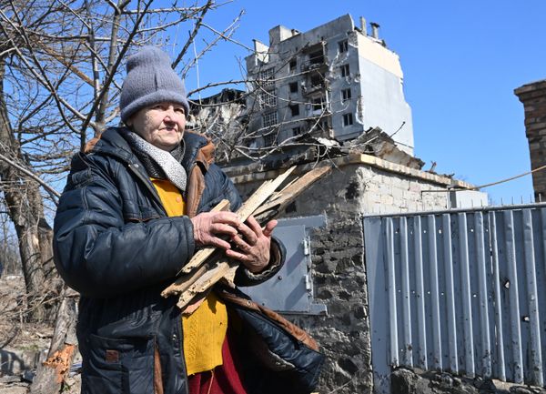 Работа артиллерийского взвода народной милиции ЛНР