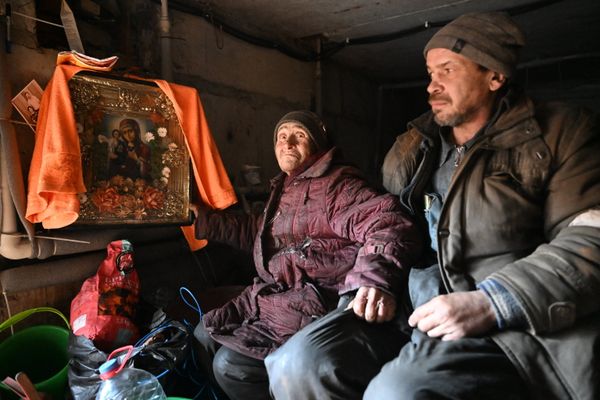 Работа артиллерийского взвода народной милиции ЛНР