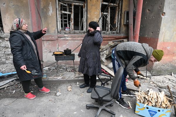 Повседневная жизнь в Мариуполе Повседневная жизнь в Мариуполе