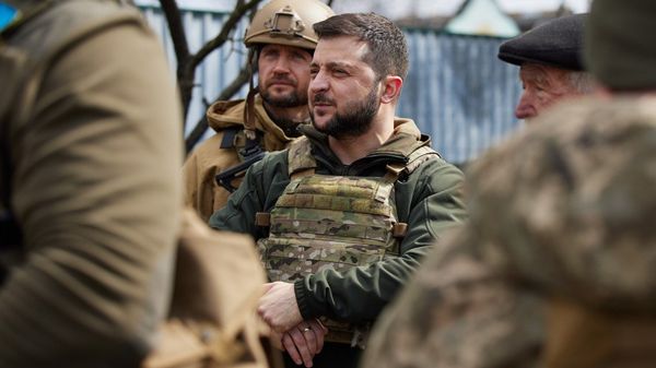 Зеленский камуфляж военная форма бронежилет
