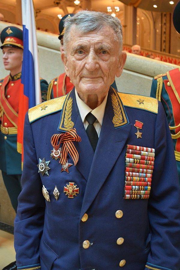 Сергей Макарович Крамаренко