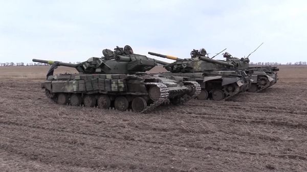 Украинская бронетехника, захваченная ВС РФ в Черниговской области Украинская бронетехника, захваченная ВС РФ в Черниговской области