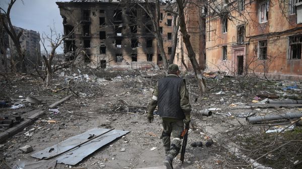 Работа Росгвардии в населенном пункте Попасная в ЛНР