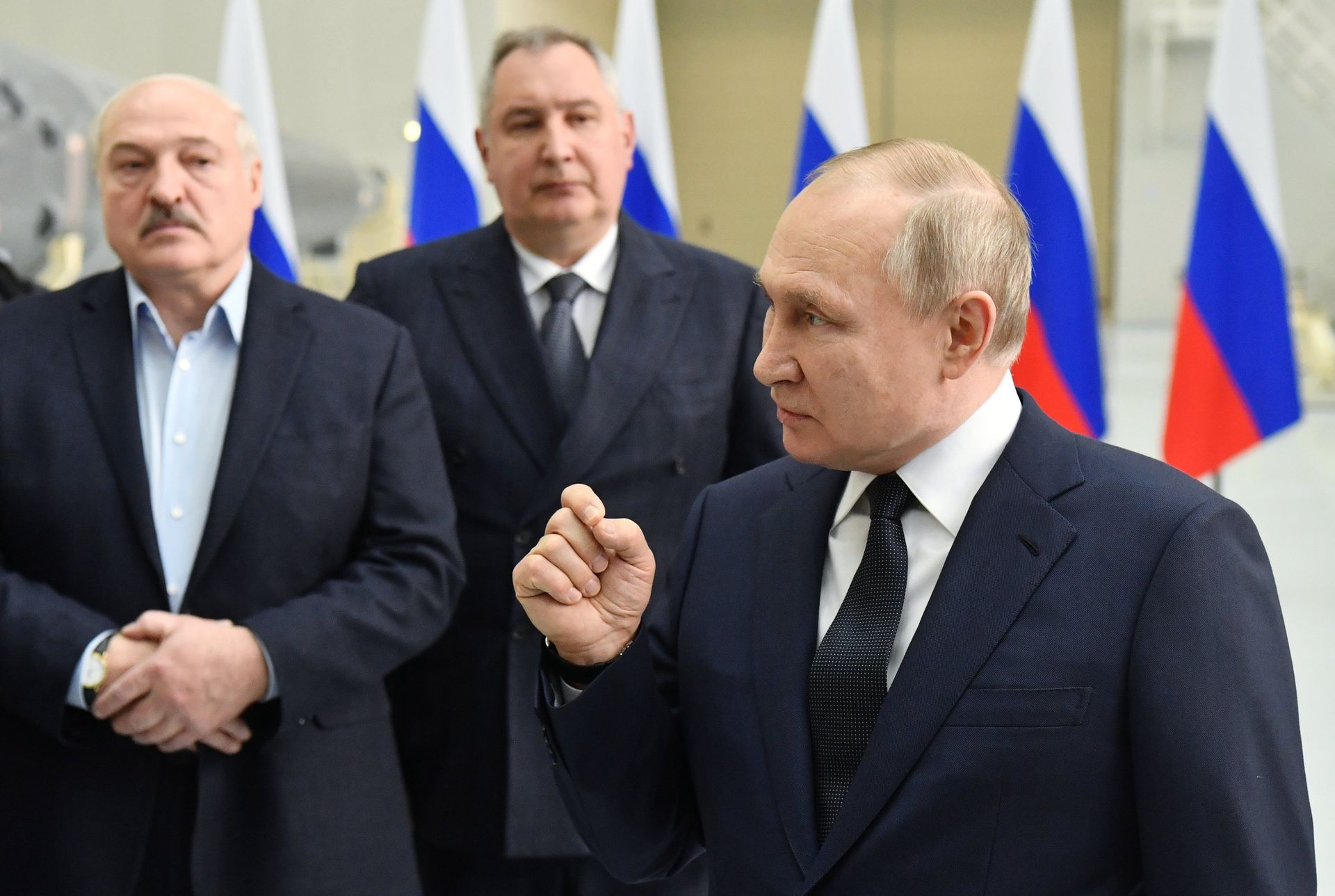 Рабочая поездка президента РФ В. Путина в Дальневосточный федеральный округ - РИА Новости, 1920, 12.04.2022