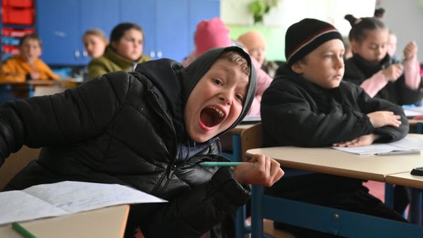 В мариупольской школе №53 возобновился учебный процесс В мариупольской школе №53 возобновился учебный процесс