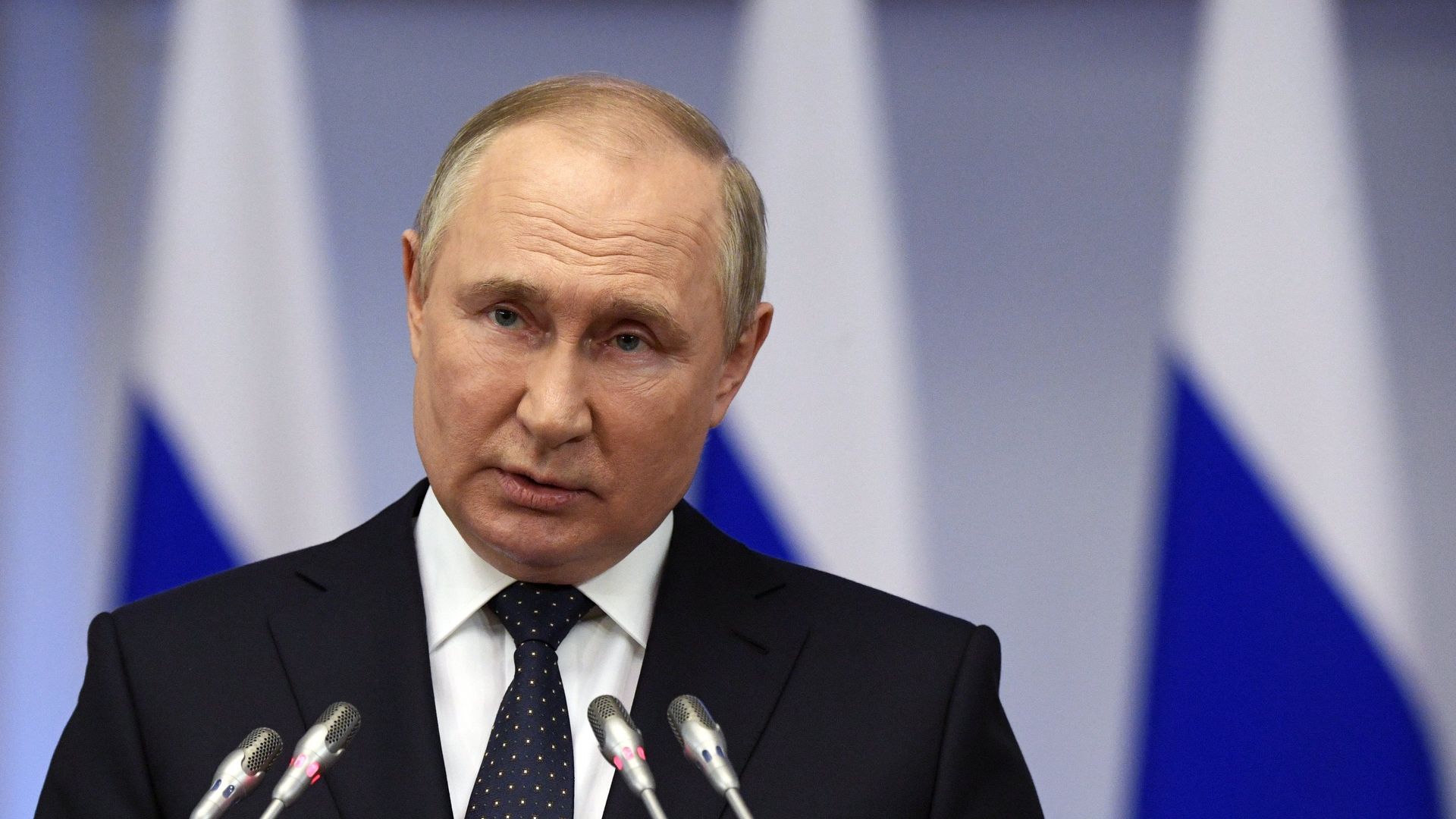 Рабочая поездка президента РФ В. Путина в Санкт-Петербург - РИА Новости, 1920, 08.05.2022