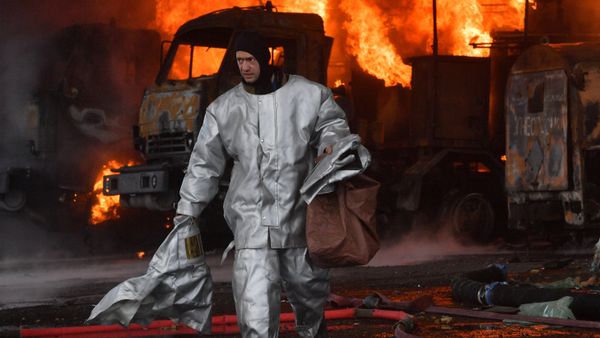 В Макеевке после обстрела ВСУ загорелась нефтебаза