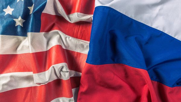 Россия США флаг