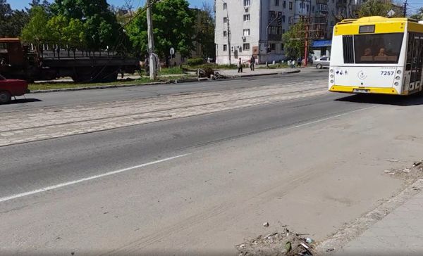Мариуполь автобус транспорт жители