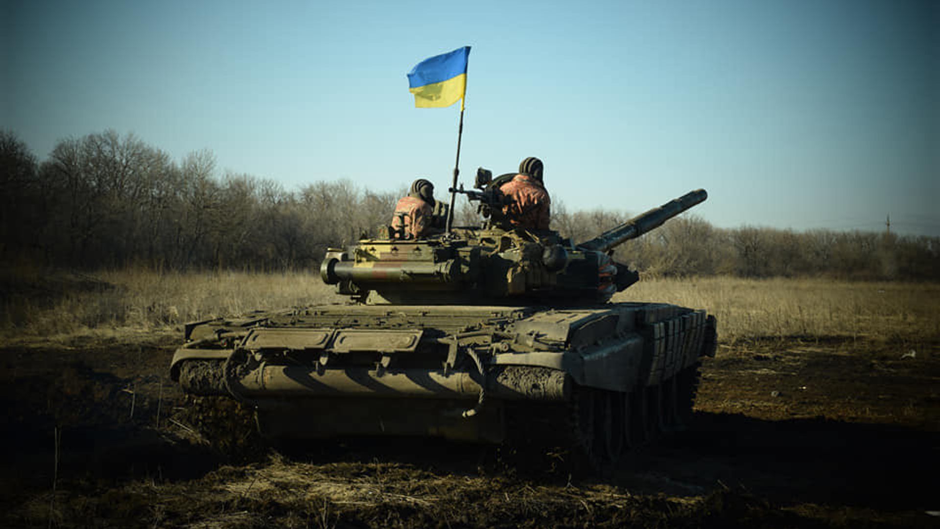 ВСУ танк флаг украинский военнослужащий оружие - РИА Новости, 1920, 30.06.2022