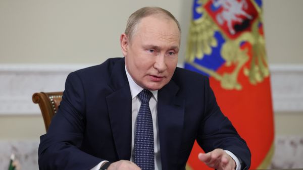 Президент РФ В. Путин принял участие в открытии объектов здравоохранения