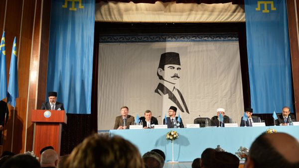 Национальный съезд крымских татар в Бахчисарае