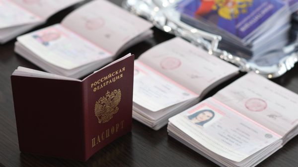 Первые российские паспорта выдали жителям Мелитополя